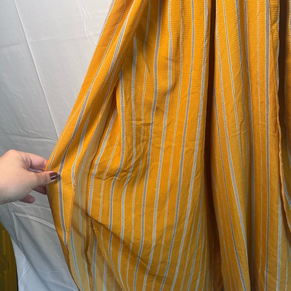 Chic Mustard Striped Jumpsuit With Open Style Pant Legs - size M - Picture 4 of 4